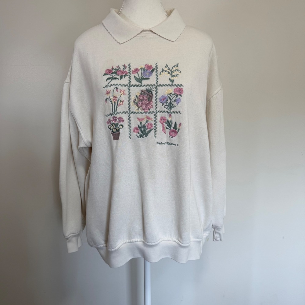 Weekend Edition Floral Embroidered Collared Sweatshirt Womens L Cream Vintage